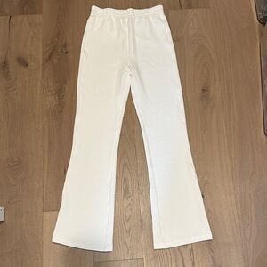 The Southern Shirt Company Women's White Lounge  Pants